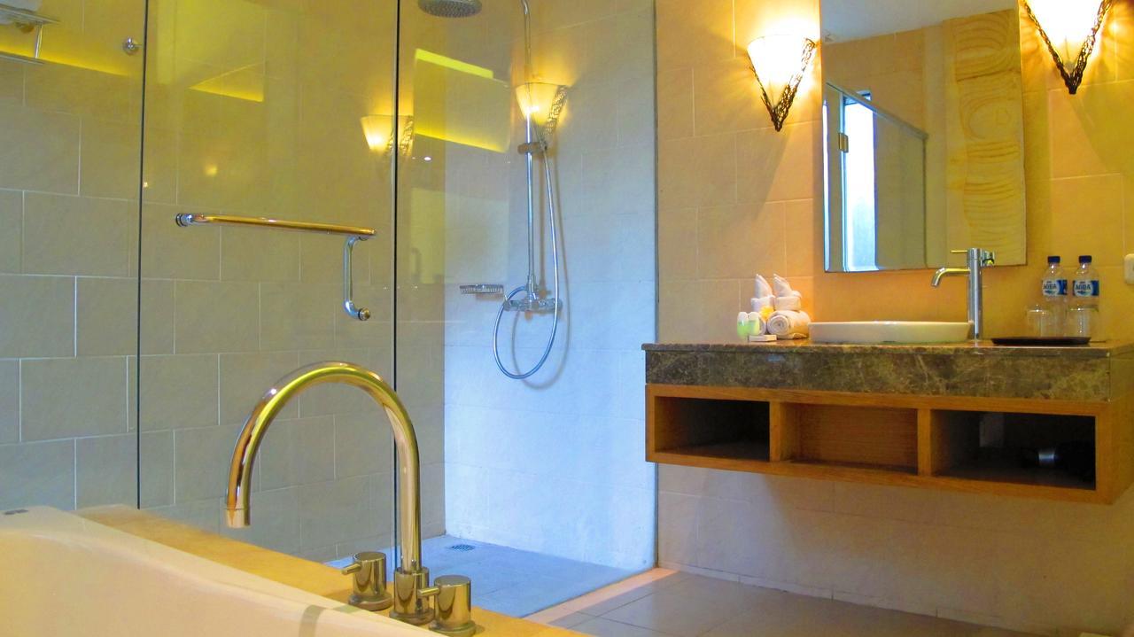 The Nibbana Villas Seminyak Eksteriør billede